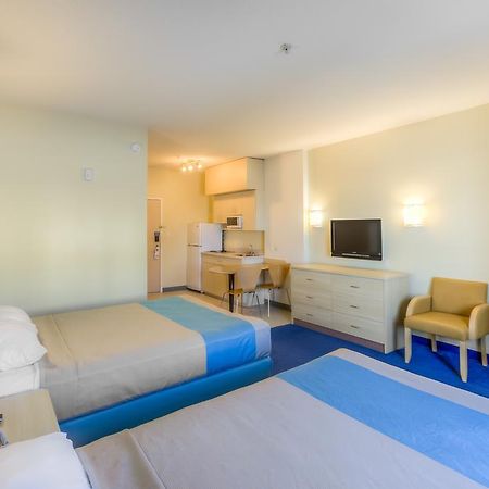 Motel 6-Estevan, SK Buitenkant foto
